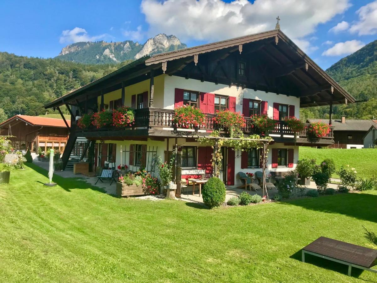 Ferienwohnung Draexl Garten Und Bergblick Nußdorf am Inn Exterior foto